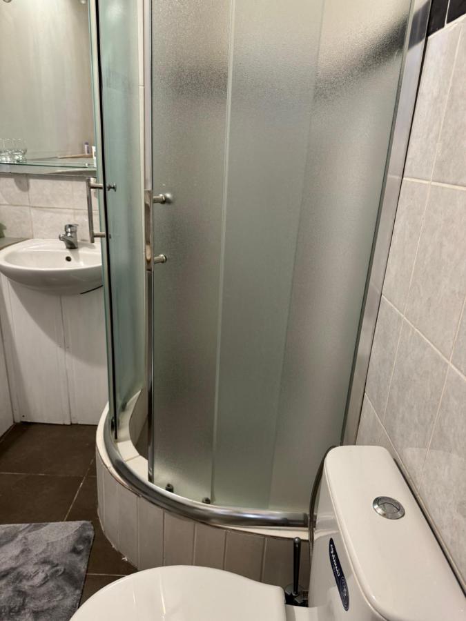 Apartments Airport Golubovci Podgorica Ngoại thất bức ảnh